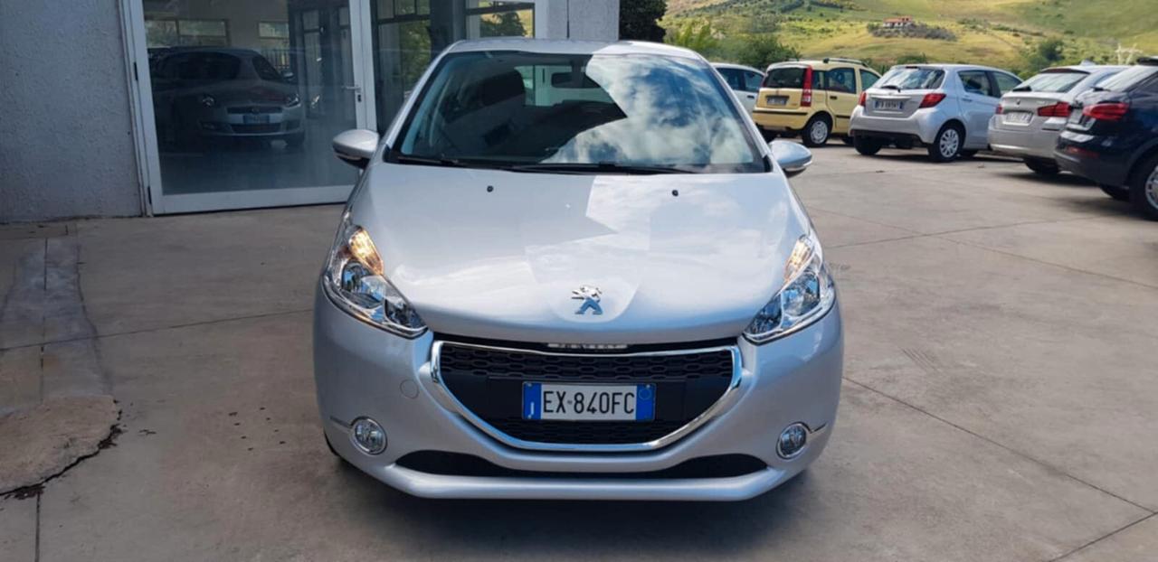 Peugeot 208 1.2 Benzina 82cv Allure