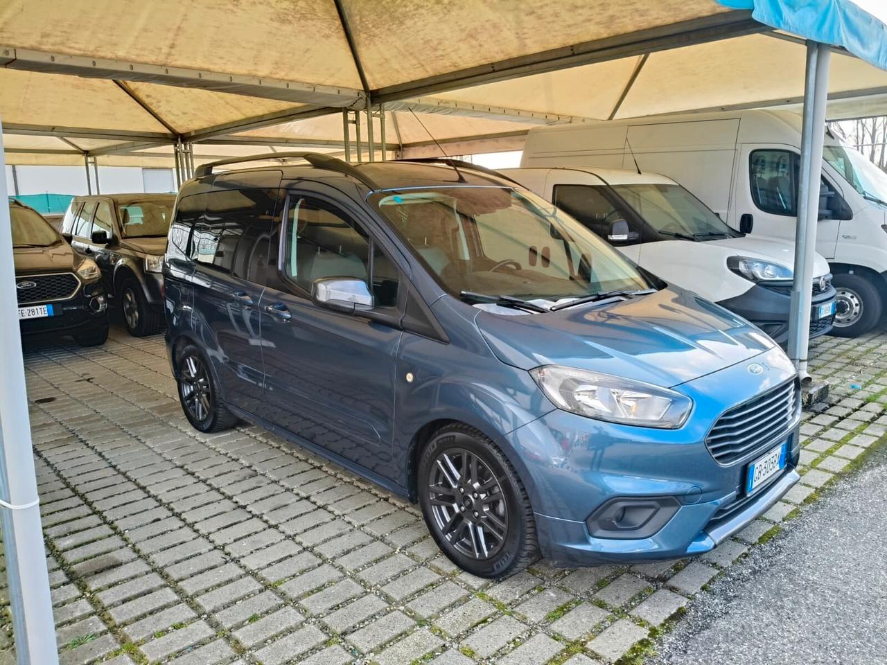 Ford Tourneo Courier 1.5 TDCI 75 CV S&S Sport