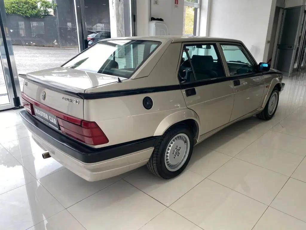 Alfa Romeo 75 2.0i Twin Spark