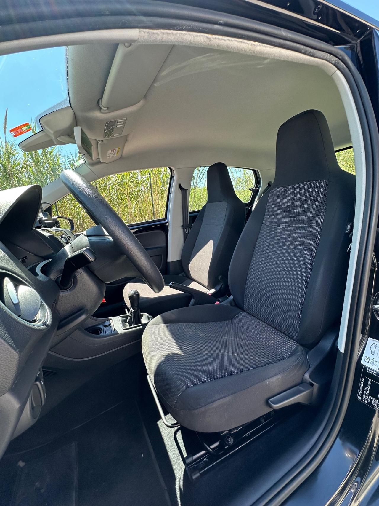 Volkswagen up! 1.0 5p. move