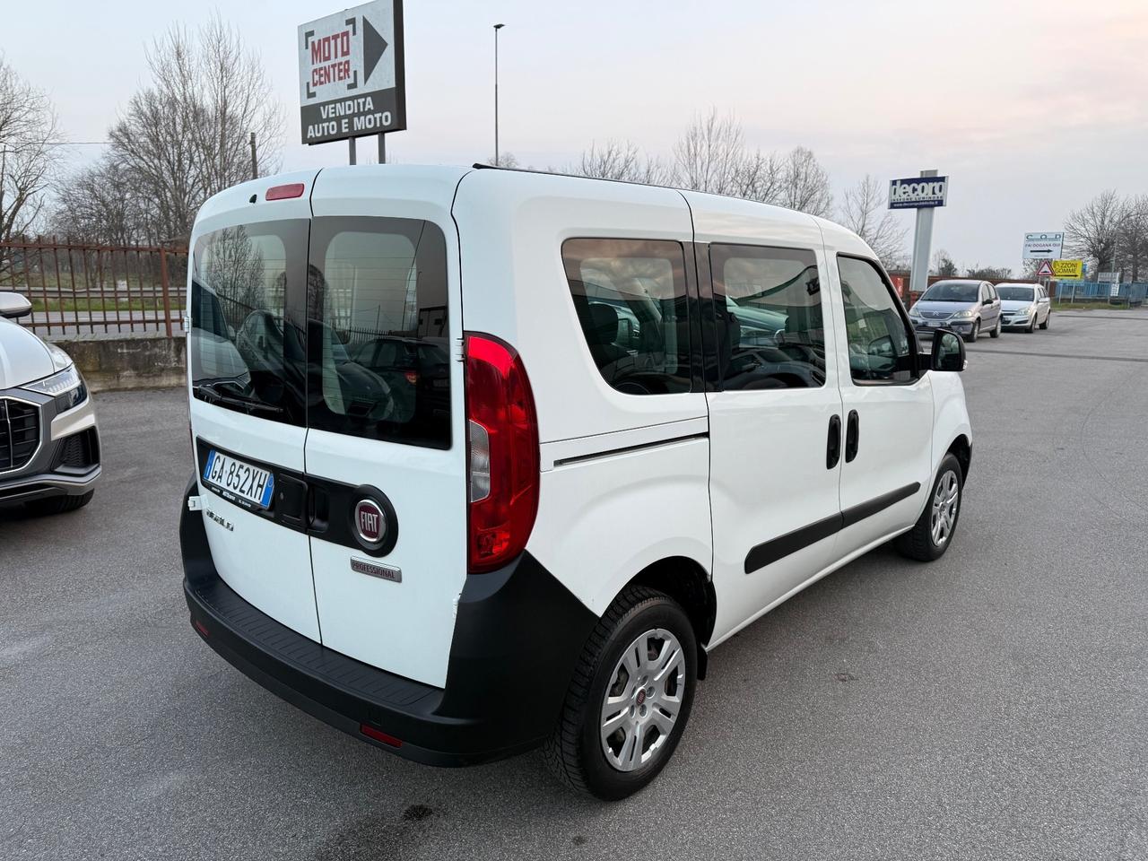 Fiat Doblo Combi N1 Autocarro 5 POSTI