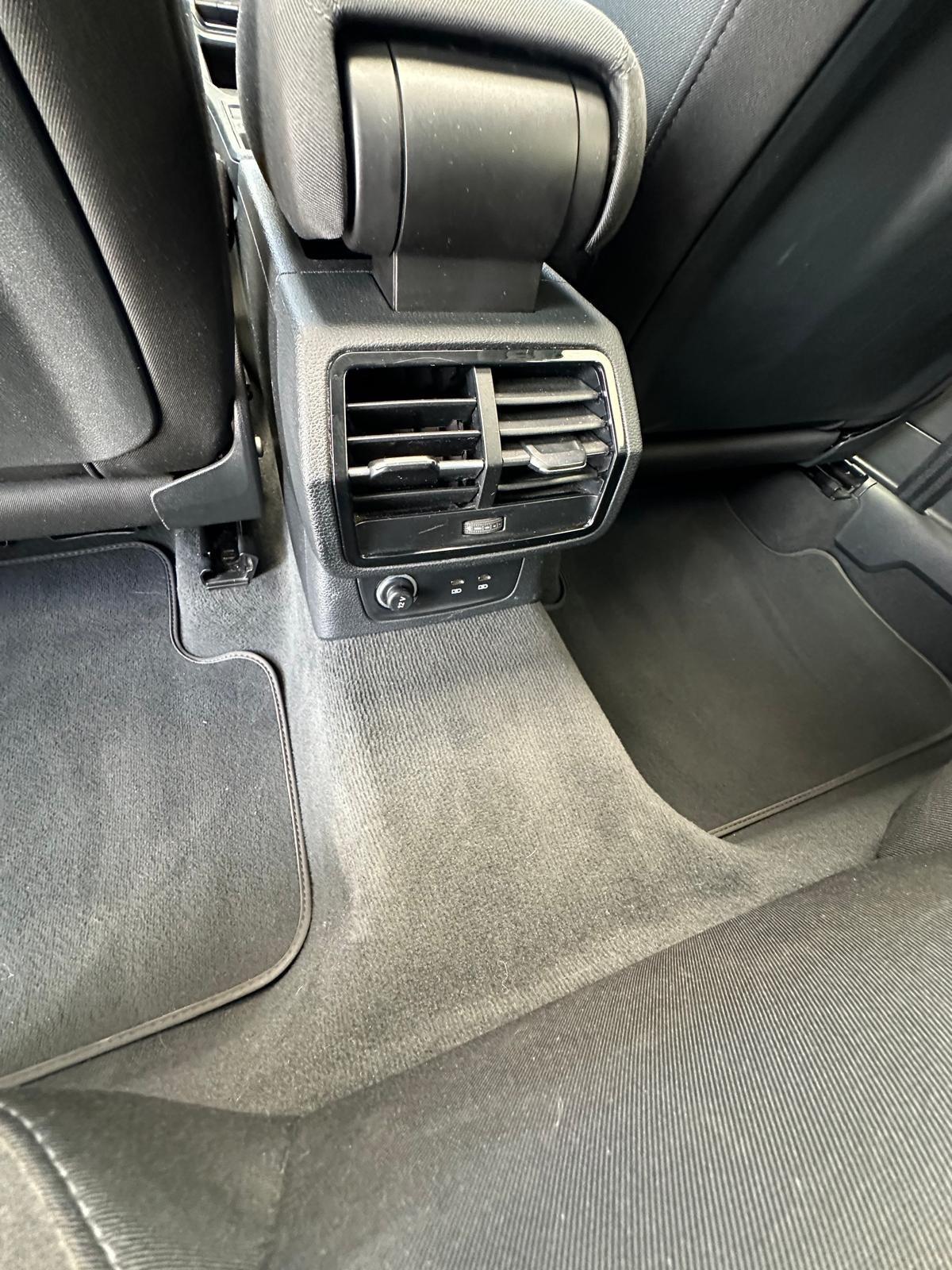 Audi Q3 35 TDI S tronic Business