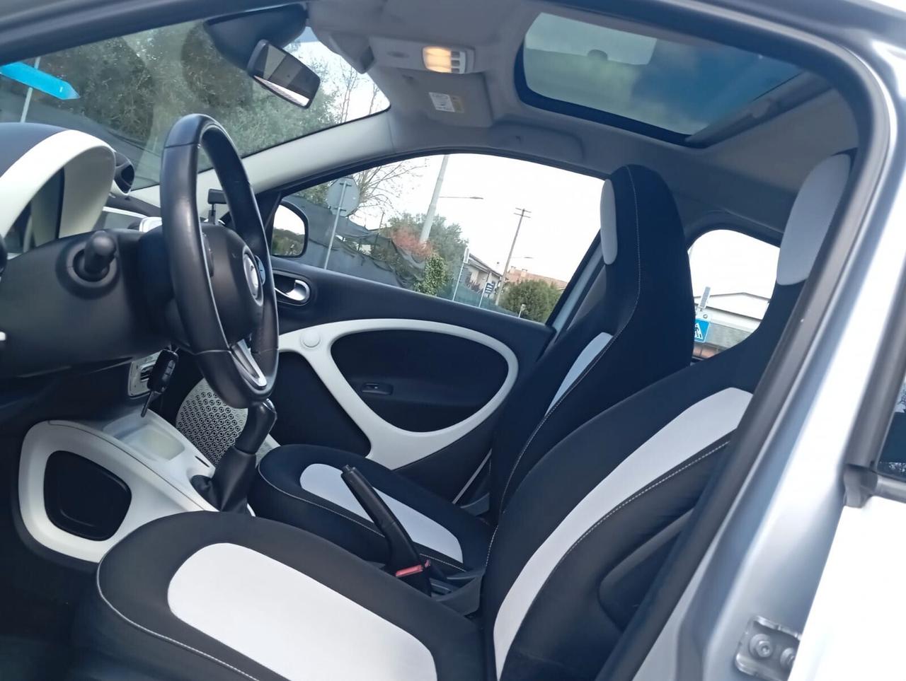 Smart ForFour PASSION 1.0 71CV KM 62000 COME NUOVA