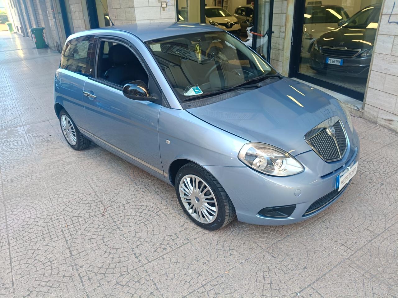 LANCIA YPSILON -IMPECCABILE-NEOPATENTATI-Euro4690-
