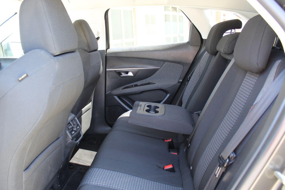 PEUGEOT - 3008 - BlueHDi 120 S&S Active