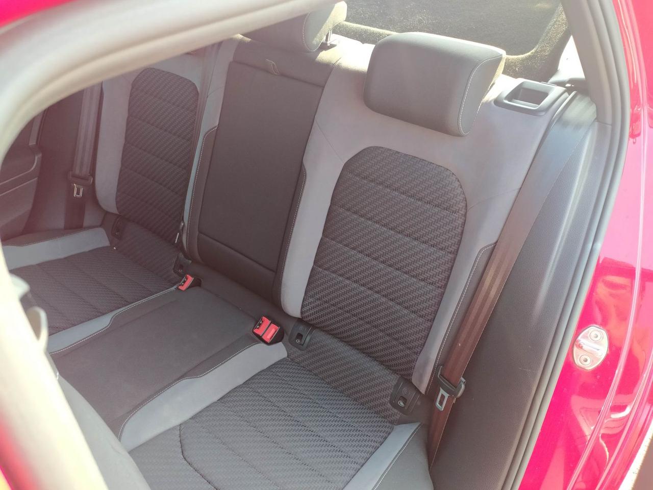Volkswagen Golf Highline 1.6 TDI BlueMotion #5819