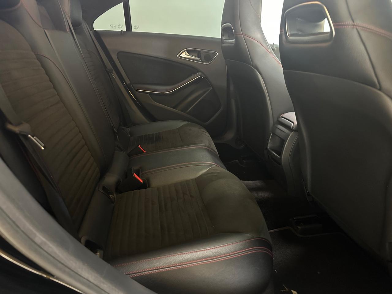 Mercedes-benz CLA 220 d 4Matic Automatic Premium