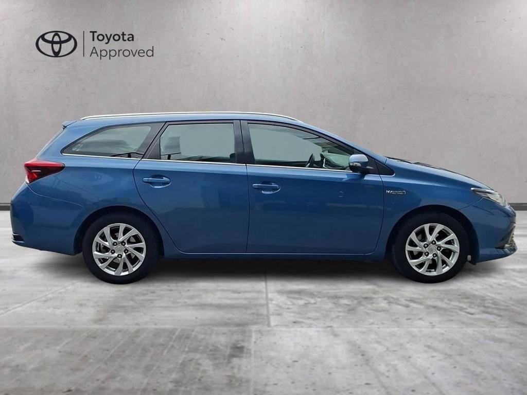 Toyota Auris Touring Sports 1.8 Hybrid Lounge CVT