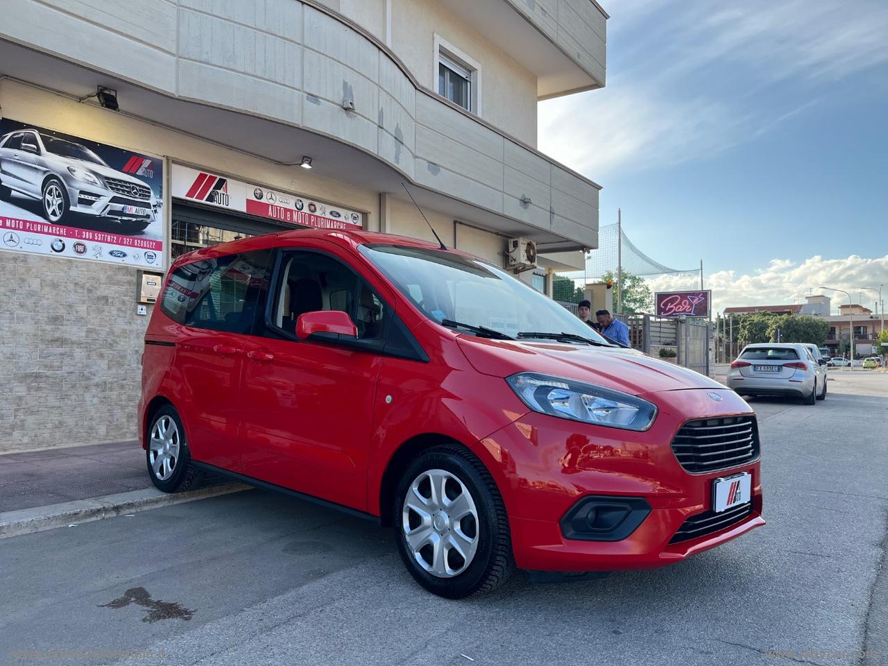 FORD Tourneo Courier 1.5 TDCI 75 CV Sport
