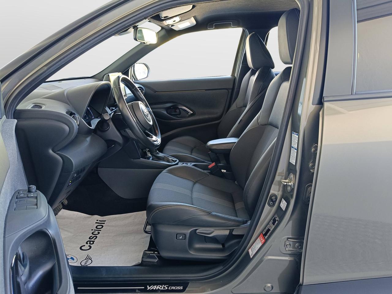 TOYOTA Yaris Cross - MY'21