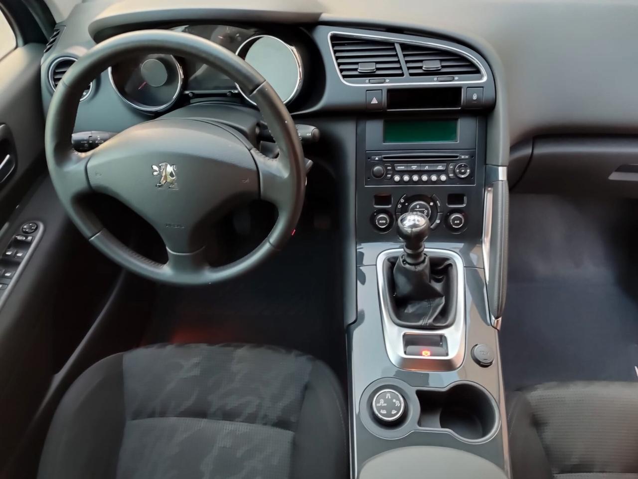 Peugeot 3008 1.6 HDi 112CV Active 2012!!