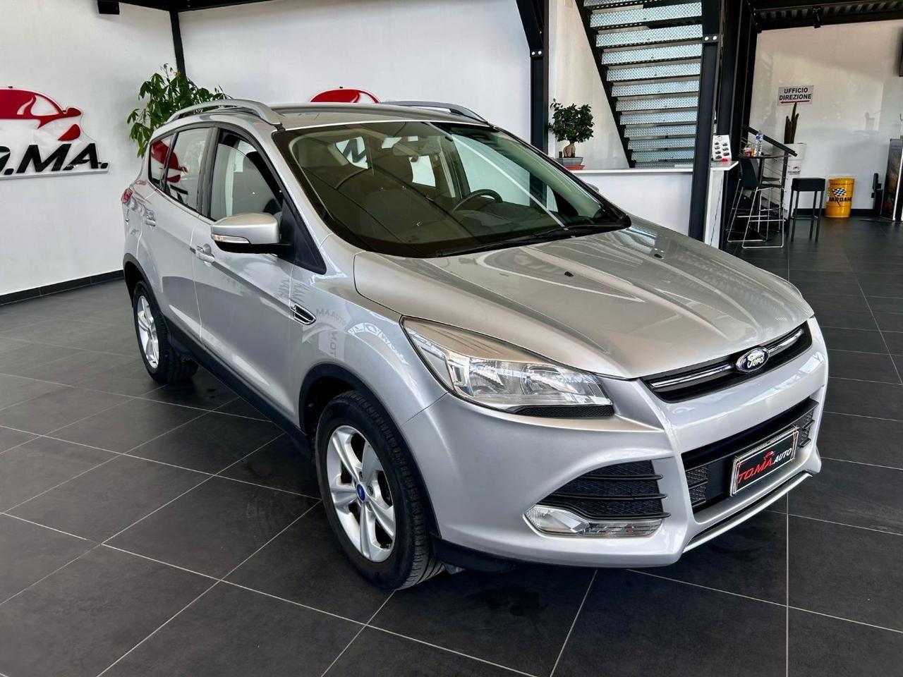Ford Kuga 2.0 TDCI 140 CV 2WD Titanium