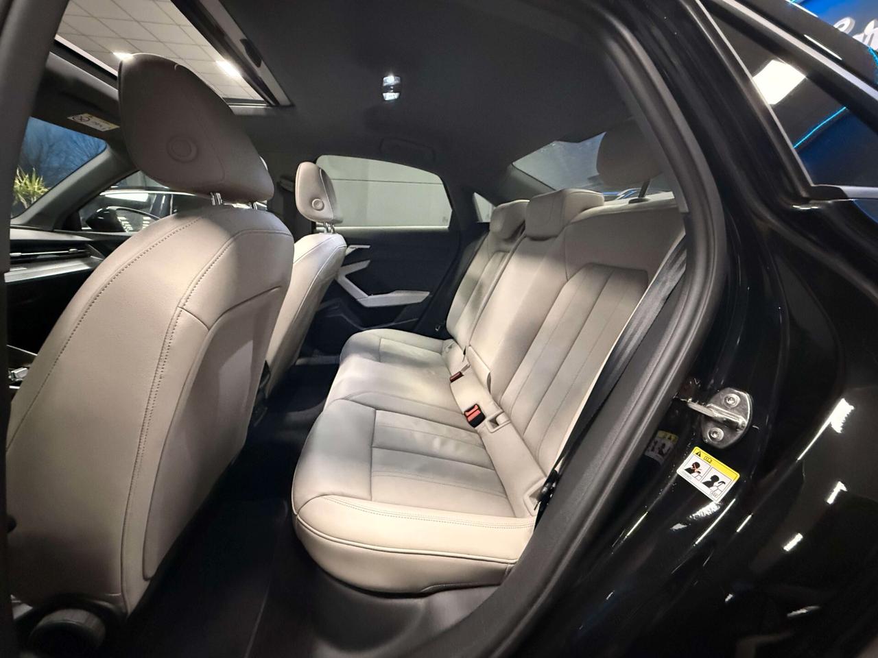 Audi A3 Sedan 35 TFSI S tronic