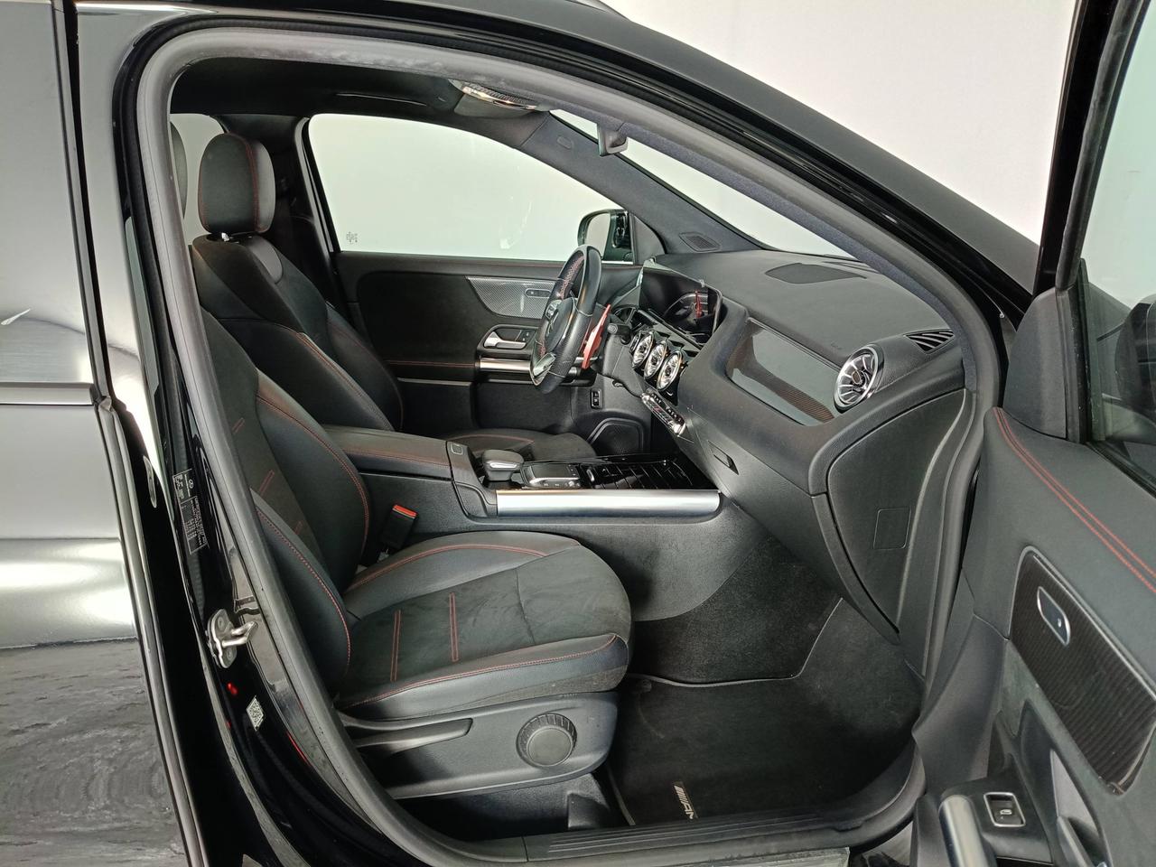 Mercedes-Benz GLA-H247 2020 - GLA-H247 2020 - GLA 180 d Premium auto