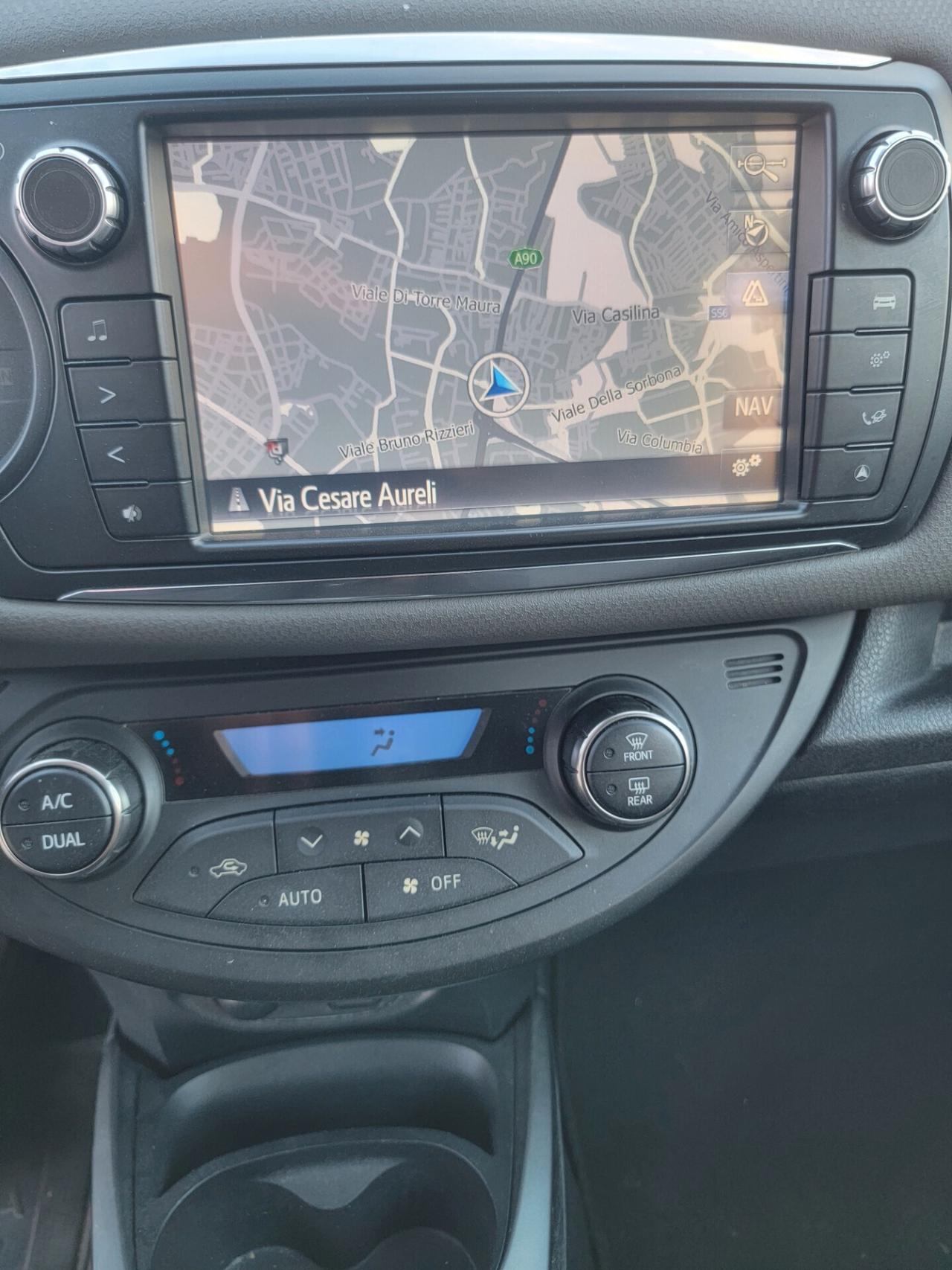 Toyota Yaris 1.5 Hybrid 5 porte GARANZIA NAVY