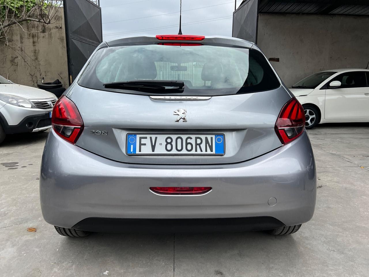 Peugeot 208 BlueHDi 100 S&S 5 porte GT Line