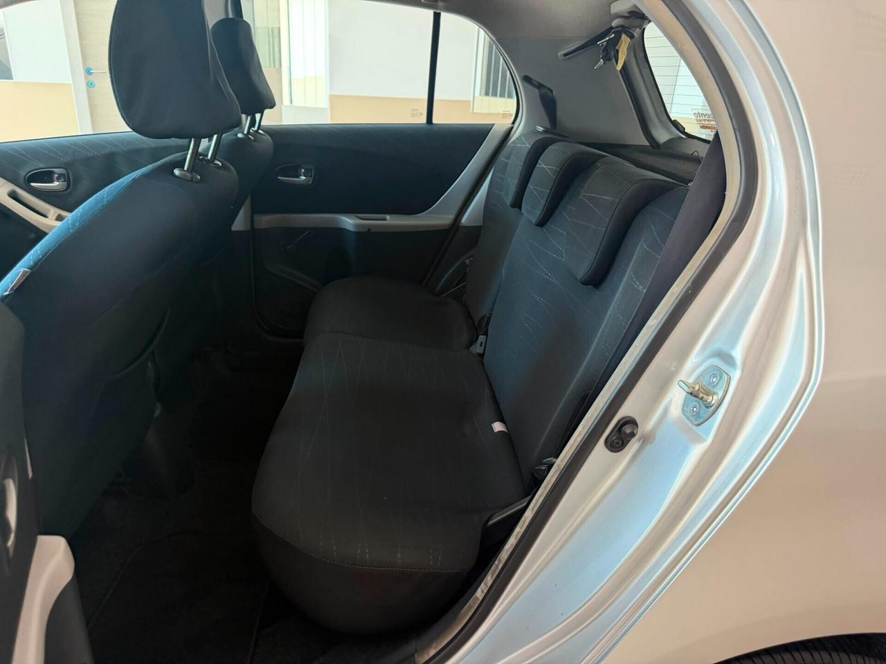 Toyota Yaris 1.4 D-4D 5 porte Sol