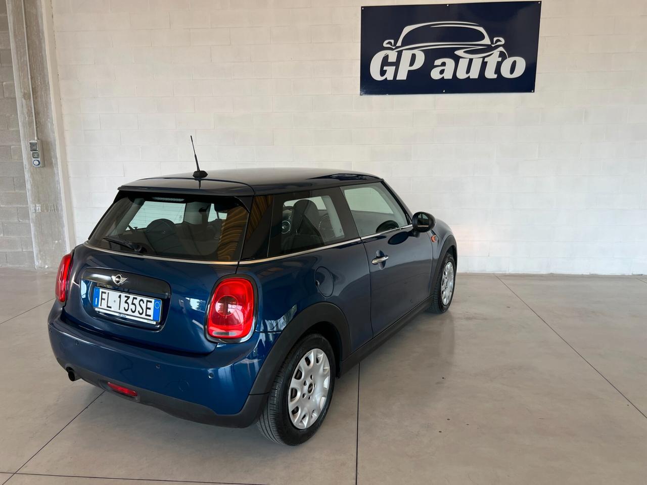 Mini 1.2 One 75 CV 3 porte km 51.459 ok neopatentati