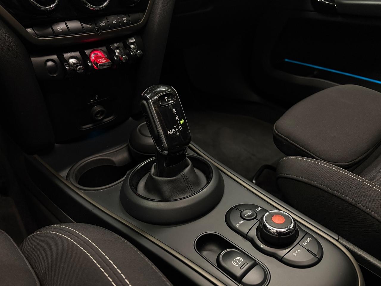 Mini Cooper SD Countryman ESSENTIAL ALL4 RESTYLING*TETTO*