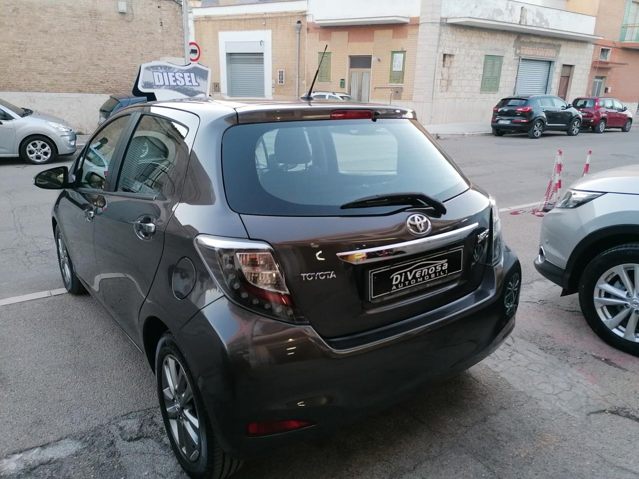 Toyota Yaris 1.4 D-4D 5 porte Lounge