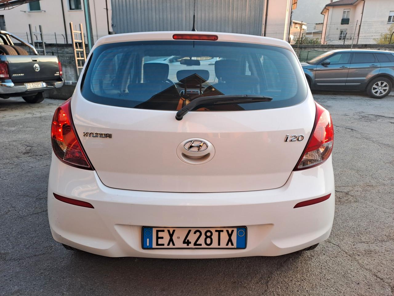 HYUNDAI i20 1.4 ** AUTOMATICA **