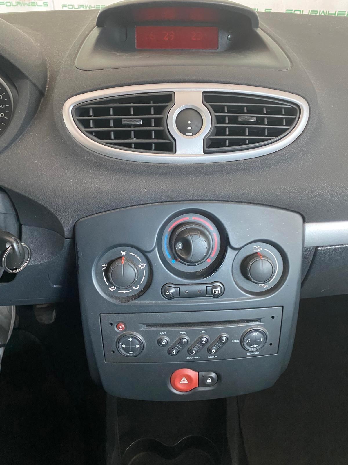 Renault Clio Storia 1.2 16V 5 porte