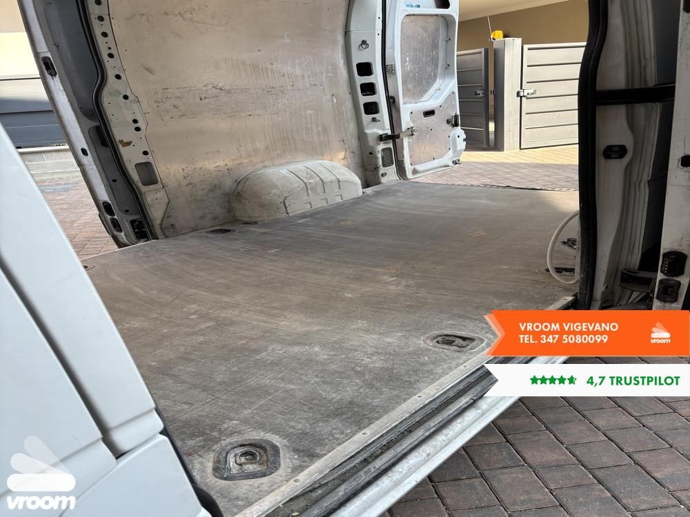 RENAULT Master 5ª serie Master T33 2.3 dCi/125...