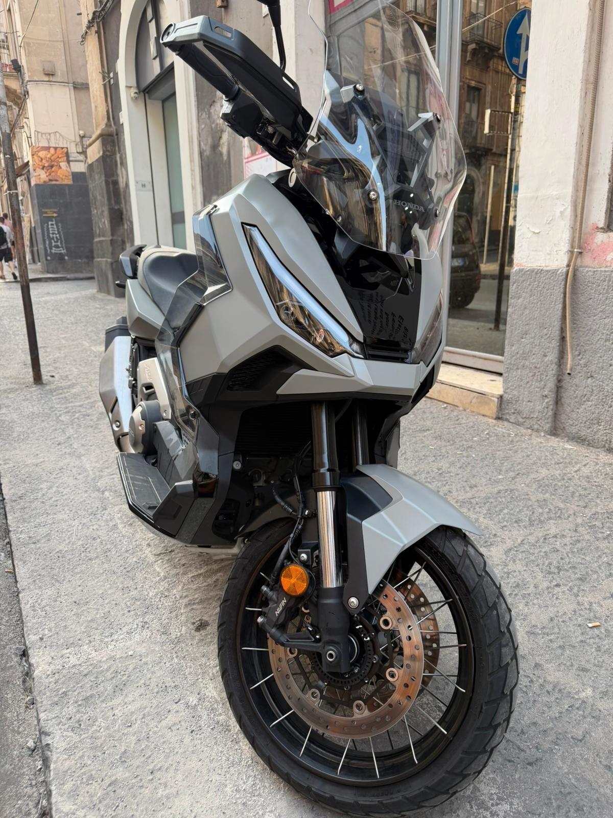 Honda X-ADV 750