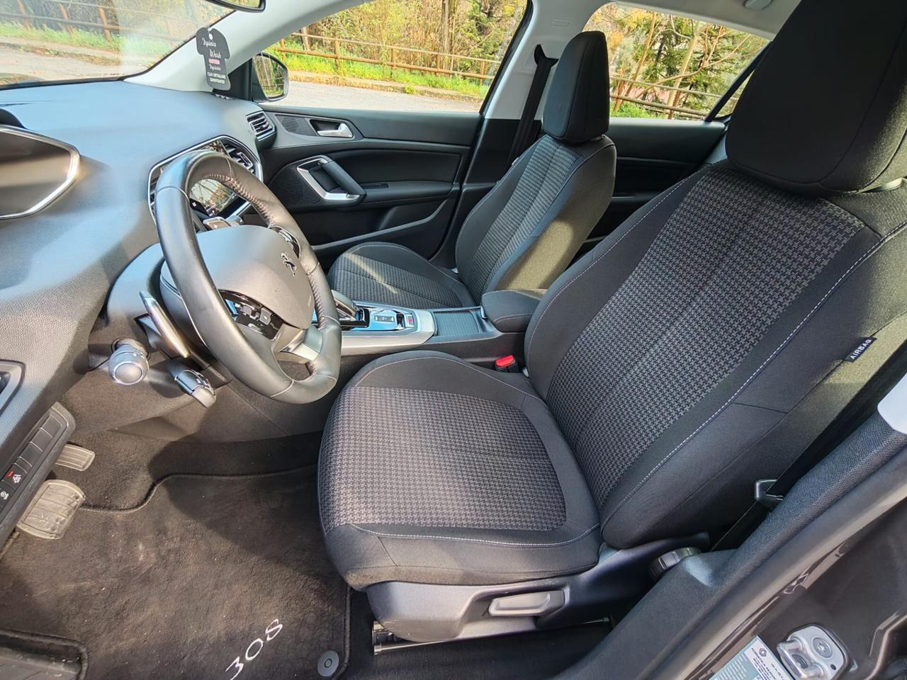 Peugeot 308 BlueHDi 130 S&S Active Business EAT8