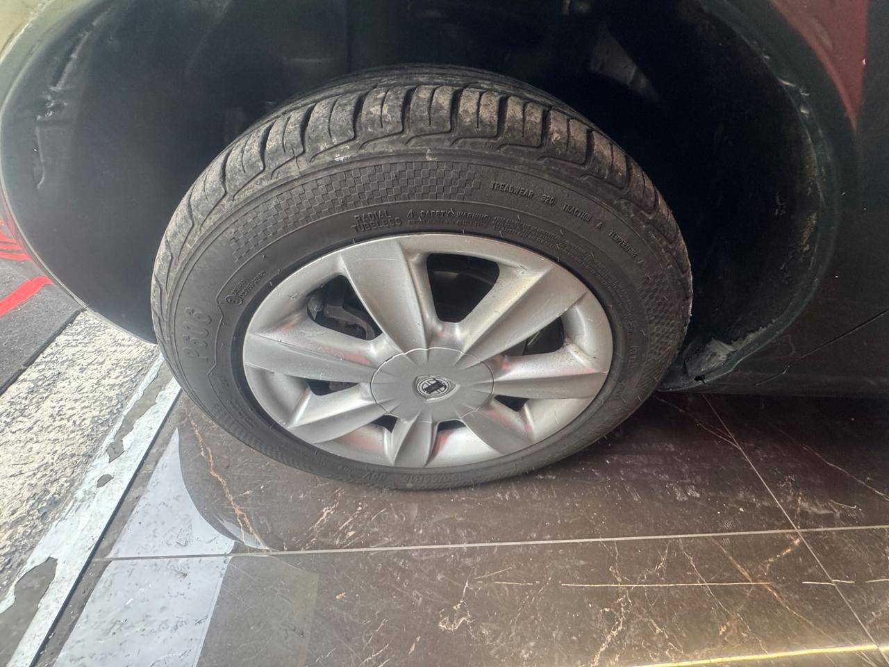 Lancia Ypsilon 1.3 Multijet 16V Platino