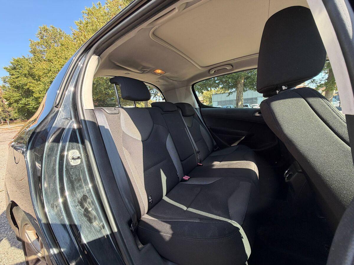 Peugeot 308 2.0 hdi 16v Sportium 140cv 5p
