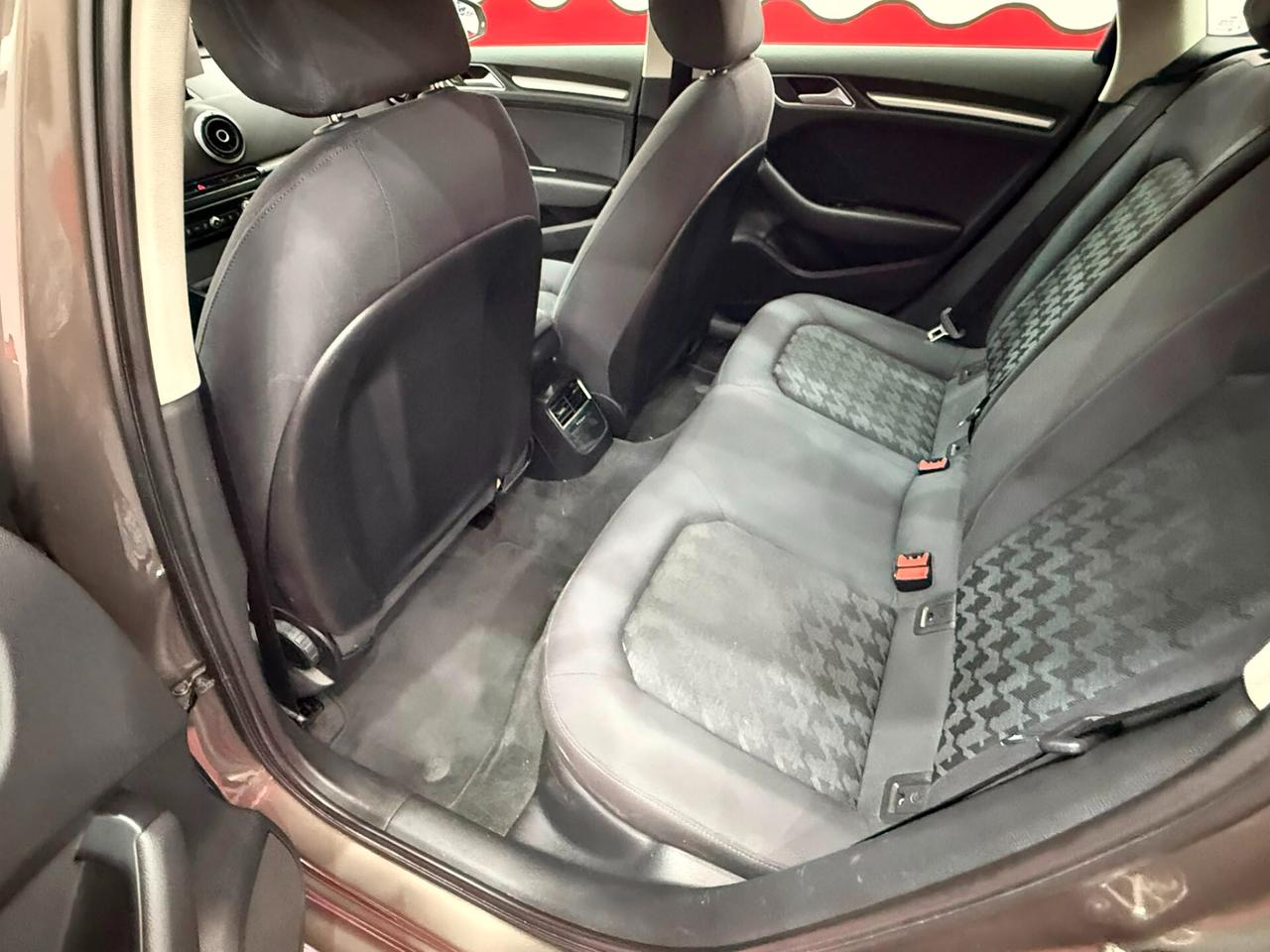 Audi A3 1.6 TDI 110cv S tronic Ambition - 2016