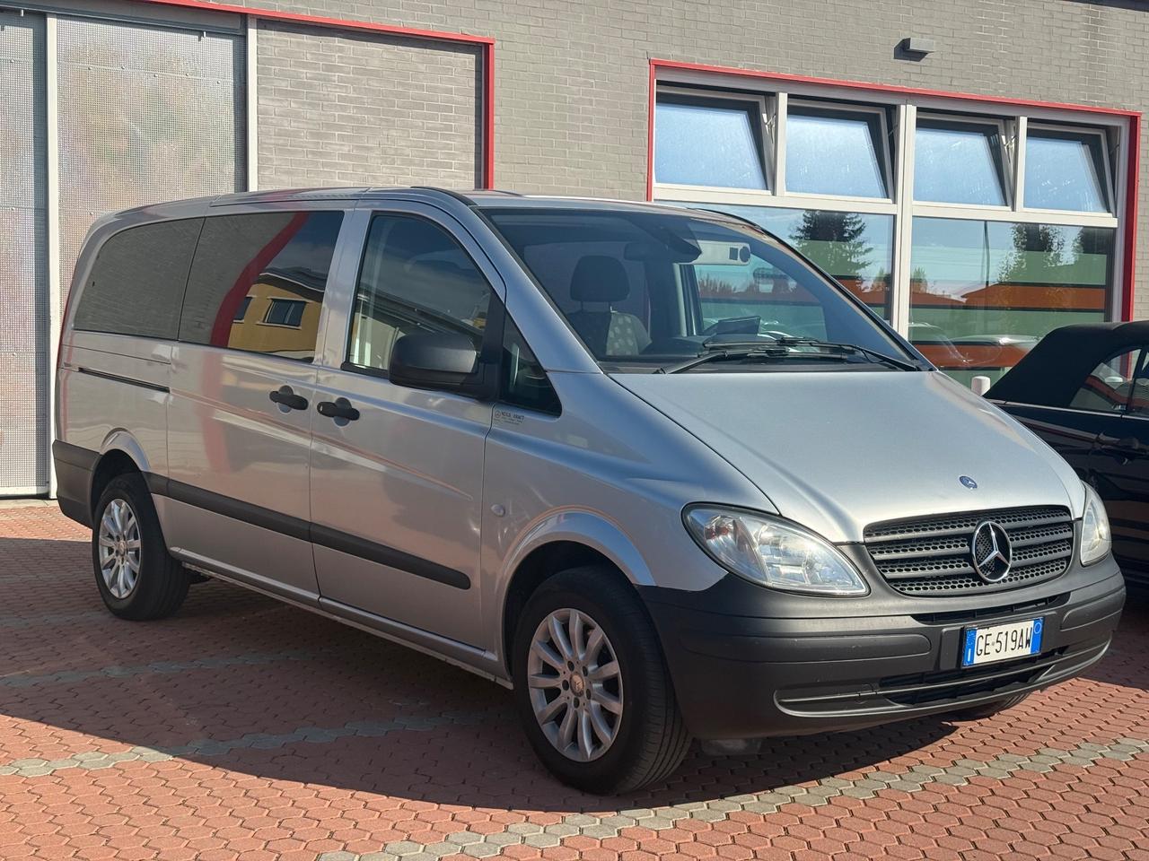 NOLEGGIO GIORNALIERO/BREVE TERMINE 8 POSTI Mercedes-benz Vito 2.2 111 CDI Kombi Long