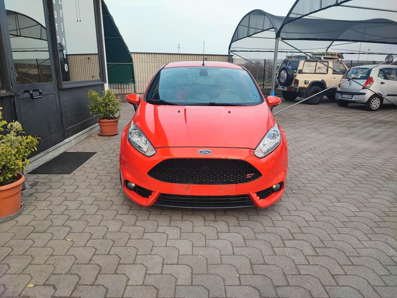 Ford Fiesta 1.6 182CV 3 porte ST