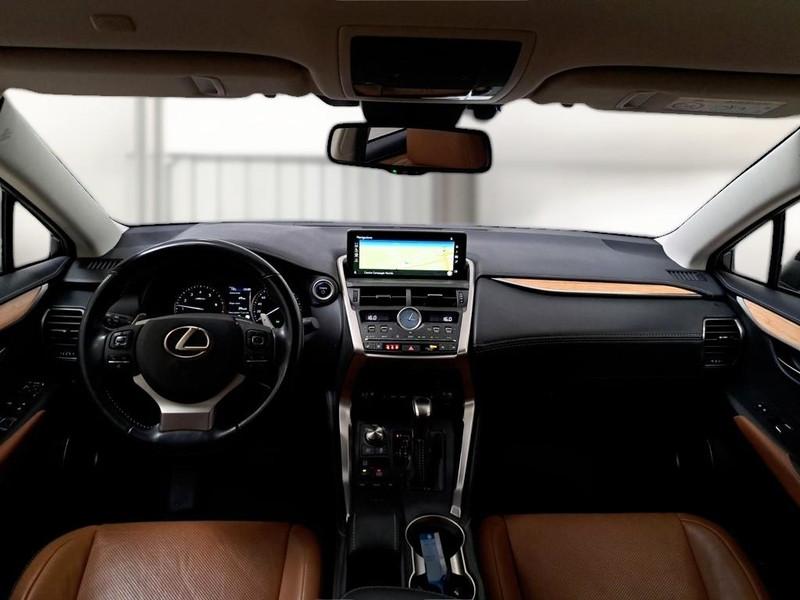 LEXUS NX 300H HYBRID LUXURY 4WD SUV