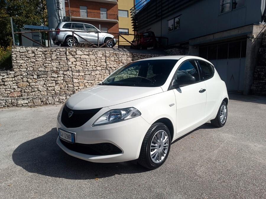 Lancia Ypsilon 1.2 69 CV 5 porte S&S Elefantino Blu 5Posti, Stupenda!