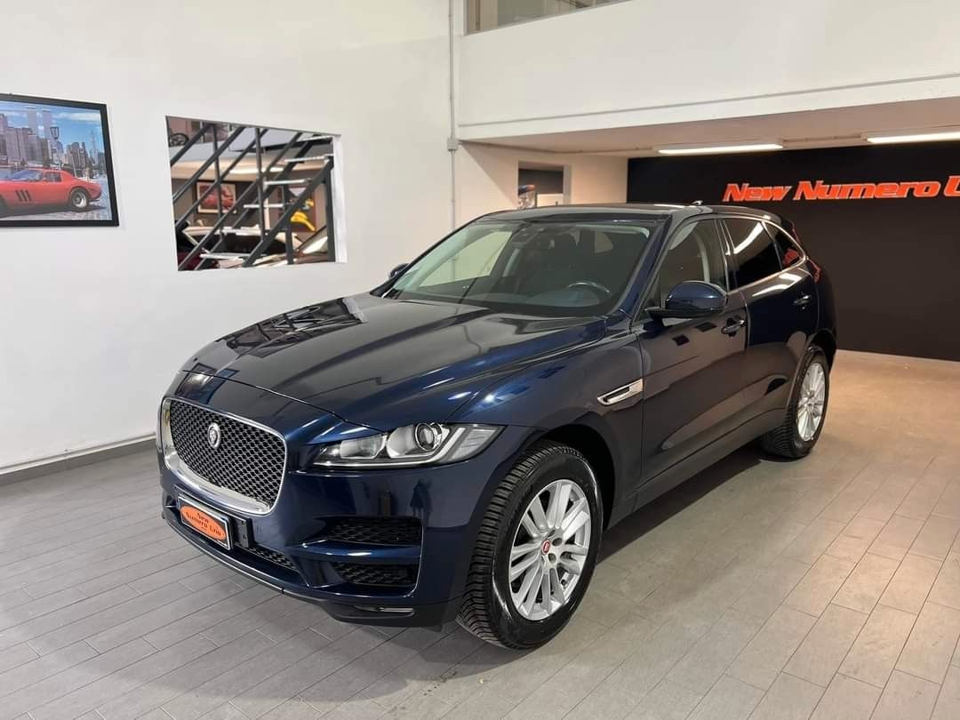 Jaguar F-pace 2.0d awd 180cv Prestige 2017