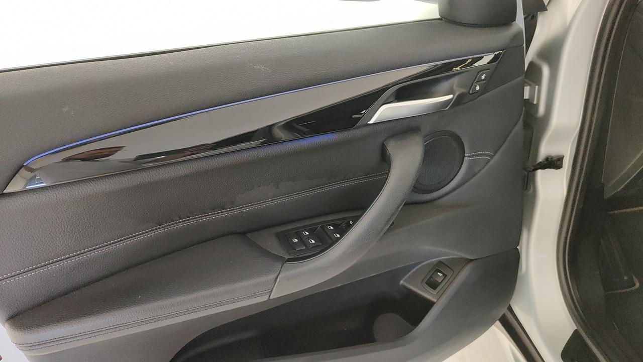 BMW X1 F48 2019 - X1 sdrive18d xLine auto