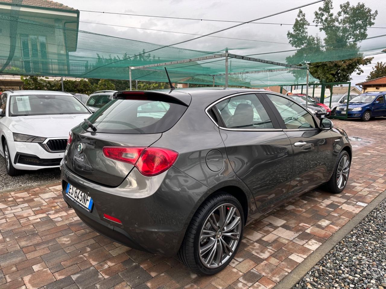 Alfa Romeo Giulietta 1.6 JTDm-2 105 CV