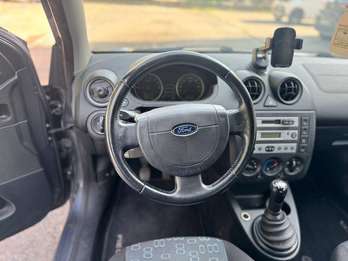 Ford Fiesta V 2006 1.2 Ghia 3p