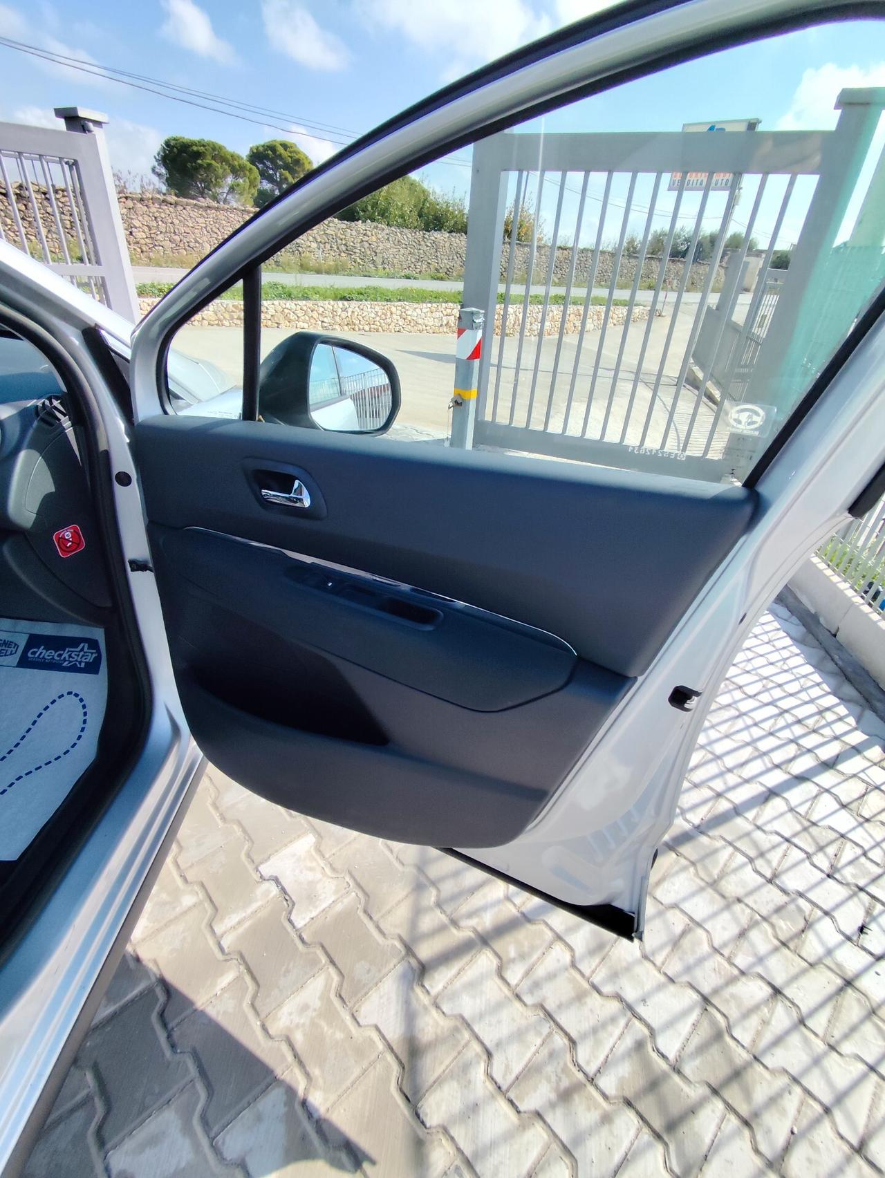 Peugeot 3008 BlueHDi 120 S&S Business