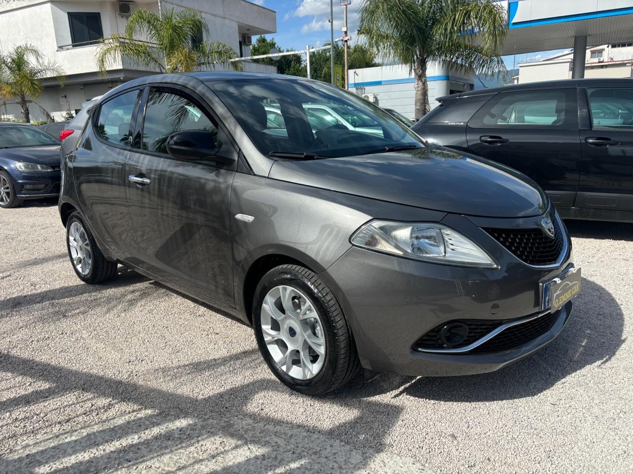 LANCIA YPSILON 1.2 GPL DI SERIE FULL OPT