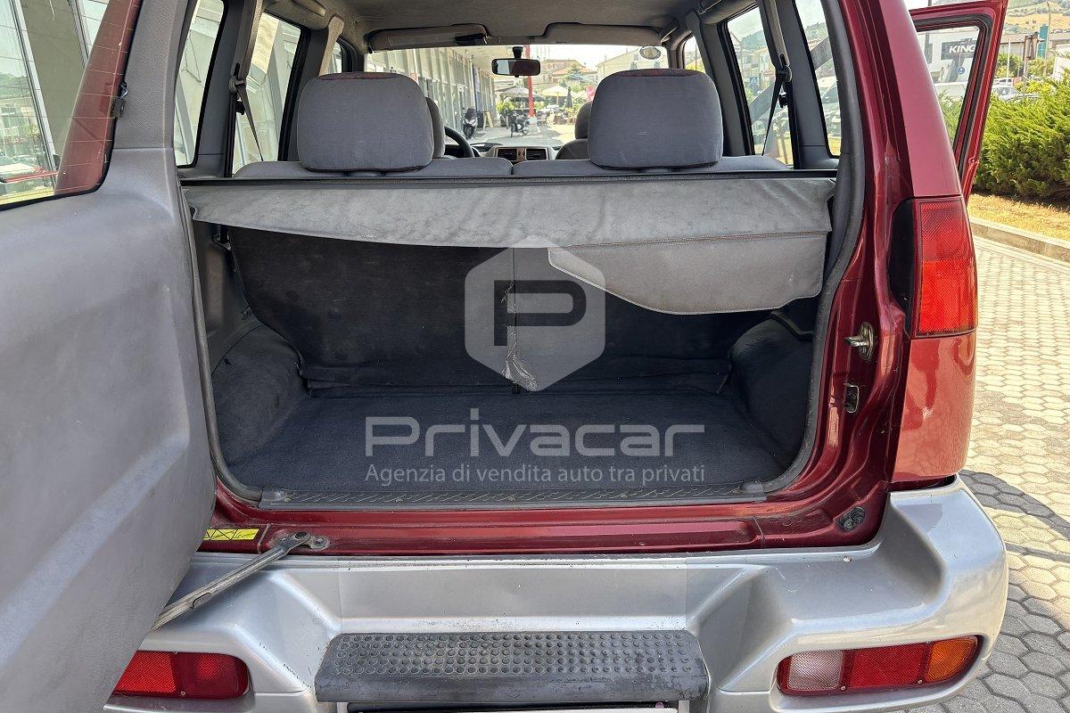 NISSAN Terrano II 2.7 Tdi 3 porte SE
