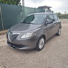 LANCIA YPSILON GARANZIA 12 MESI