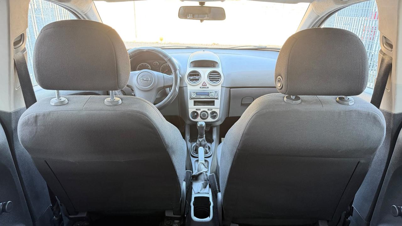 Opel Corsa 1.2 5 porte Cosmo