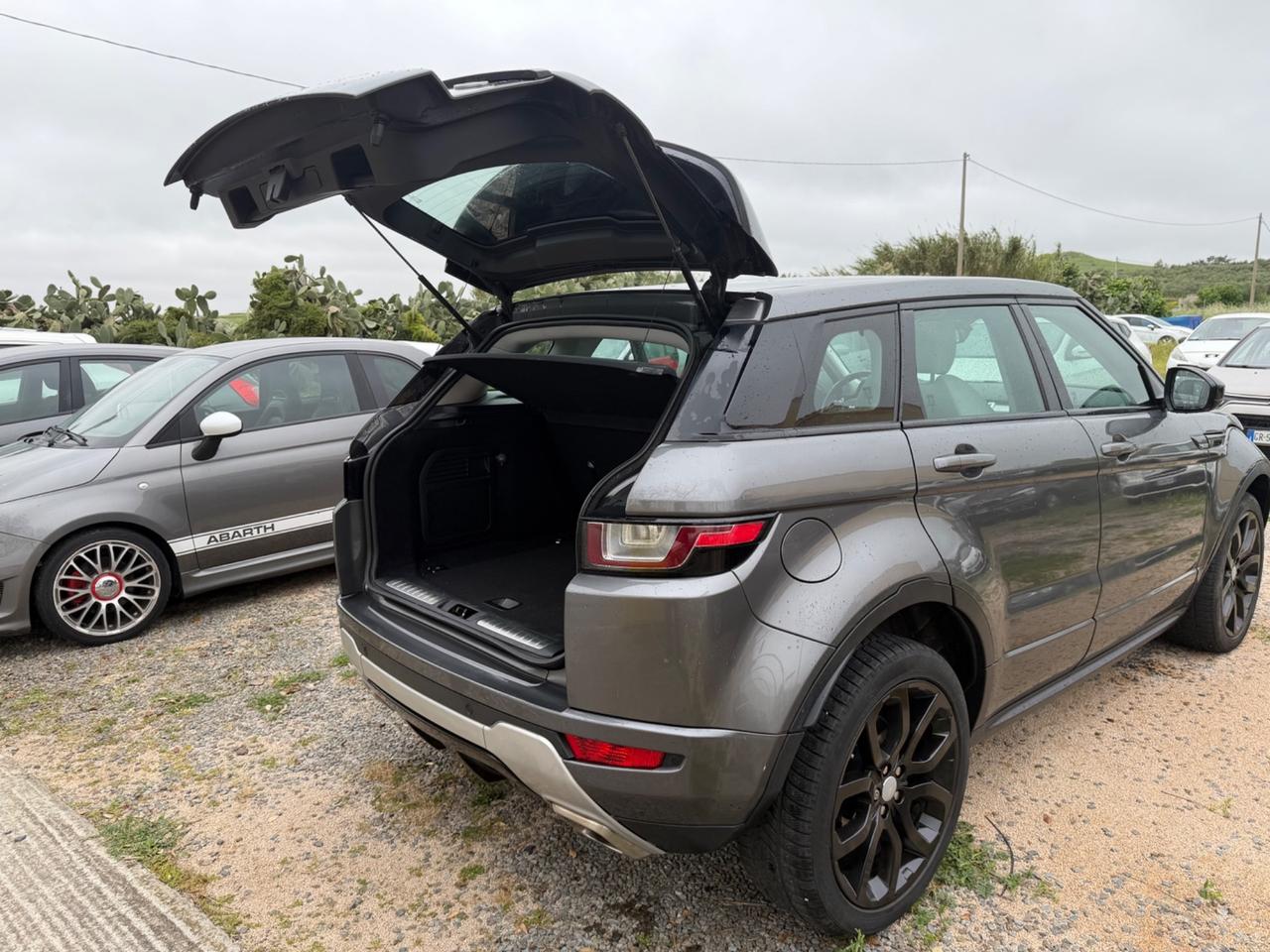 Land Rover Range Evoque 2.0 TD4 180 CV 5p. SE Dynamic