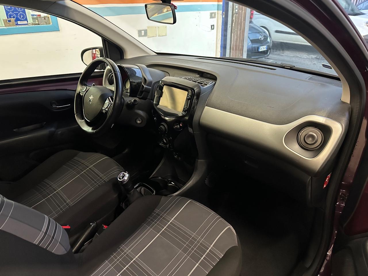 Peugeot 108 VTi 68 5 porte Allure