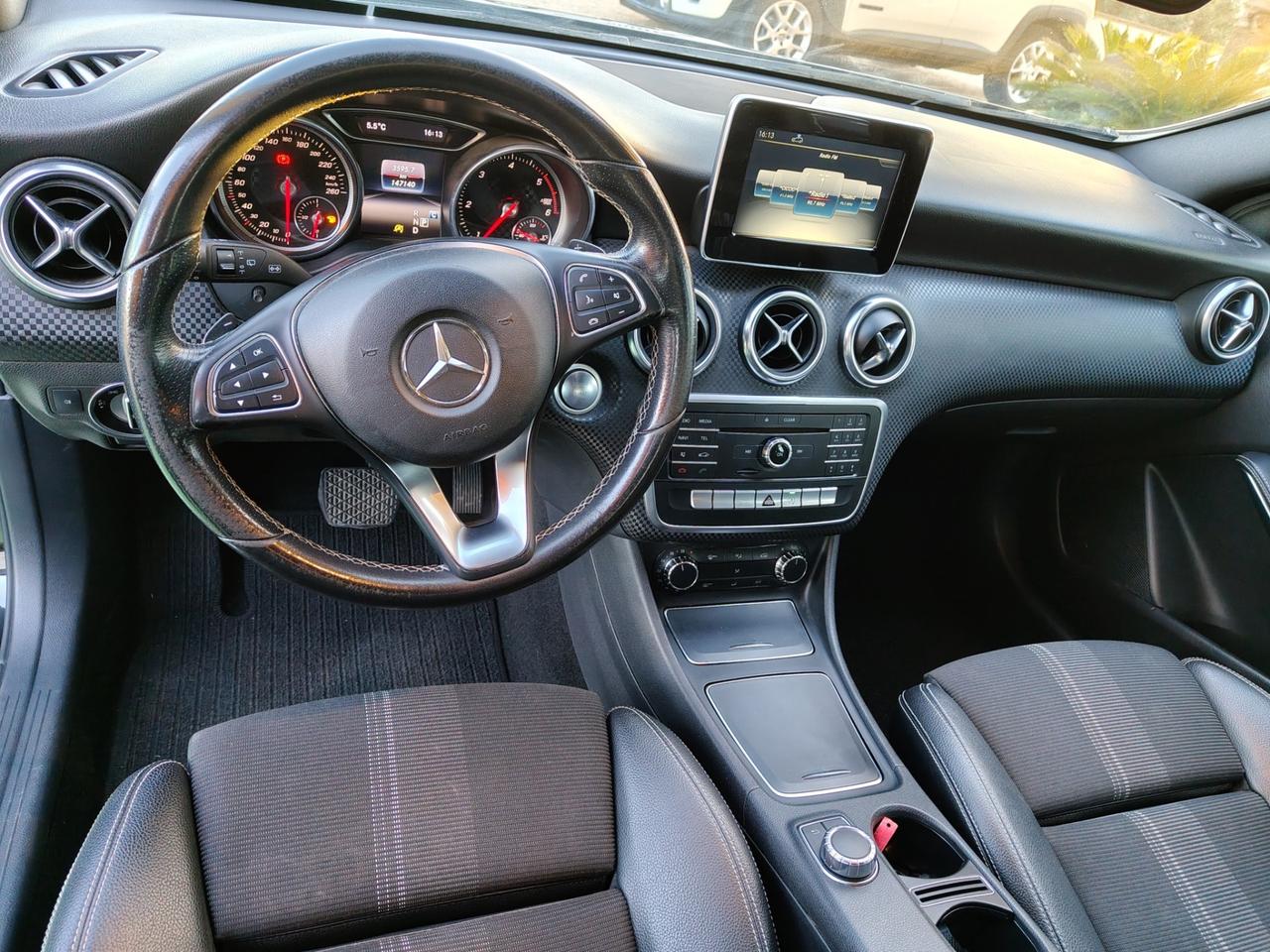 Mercedes-benz A 180 d Automatic Sport - 2017