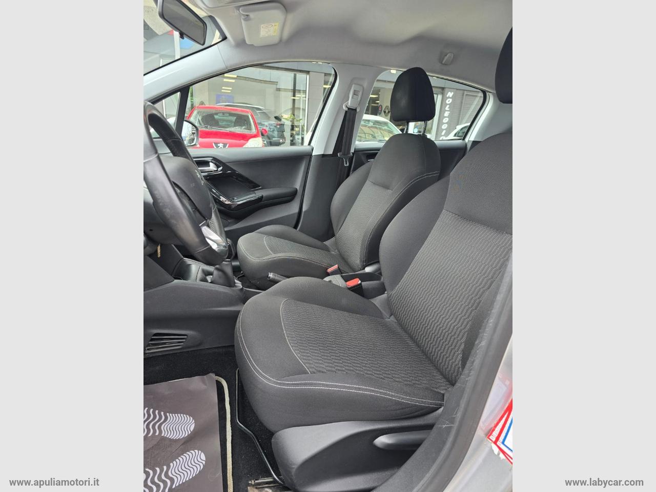 PEUGEOT 208 PureTech 82 5p. Access