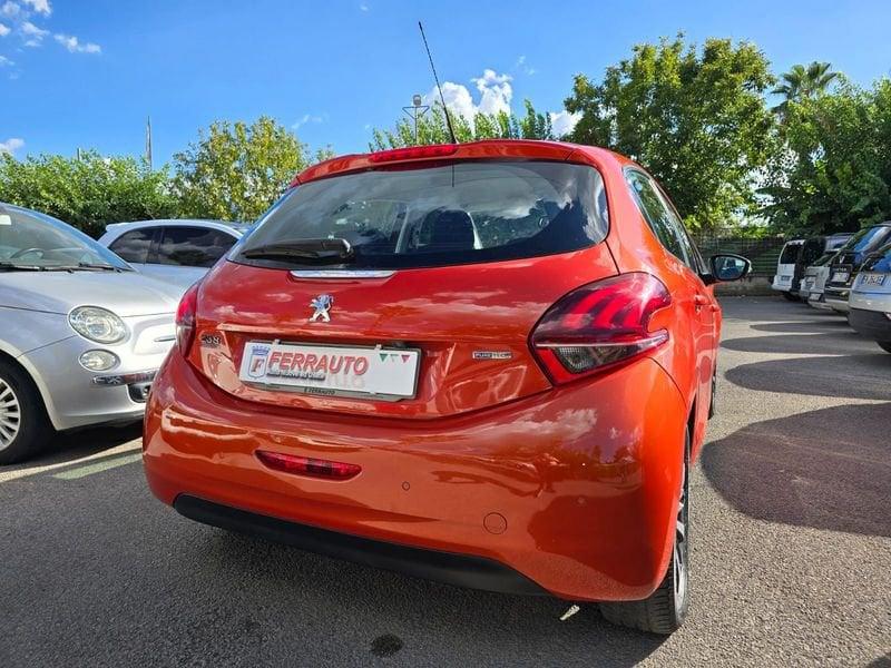 Peugeot 208 1.2 PureTech 82 CV 5 porte Allure Gpl